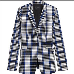 Brand new fitted Banana Republic Blazer.